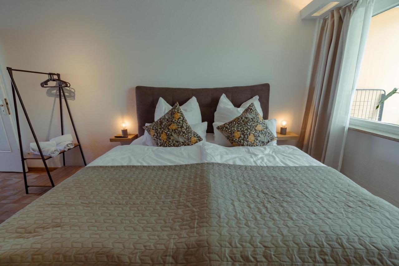 Studio Apartment Mit Parkplatz Oberesslingen Екстериор снимка