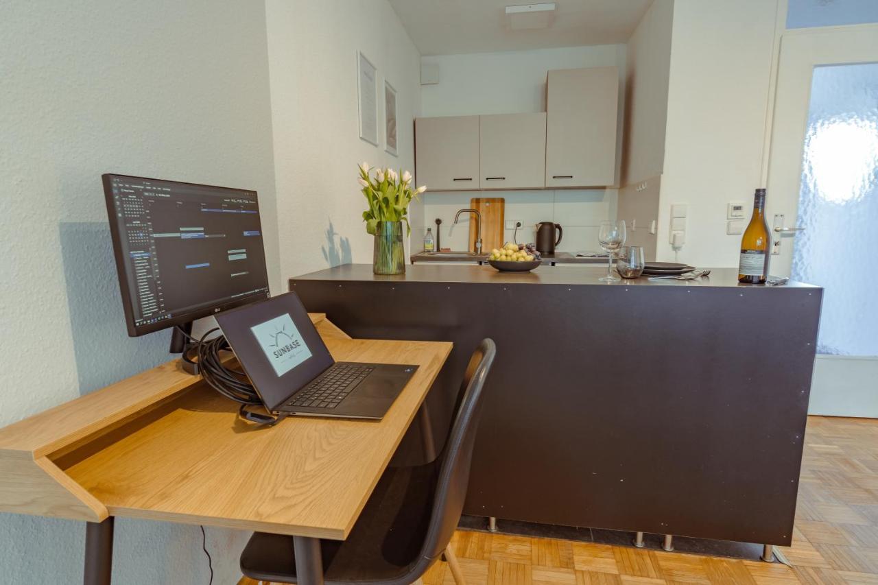 Studio Apartment Mit Parkplatz Oberesslingen Екстериор снимка